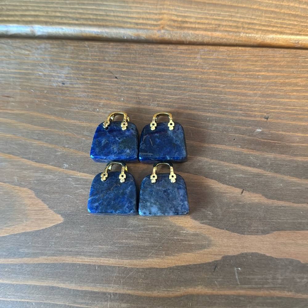 1 pc Blue Sodalite Crystal Carved Bag (random selection) - Picture 3 of 3